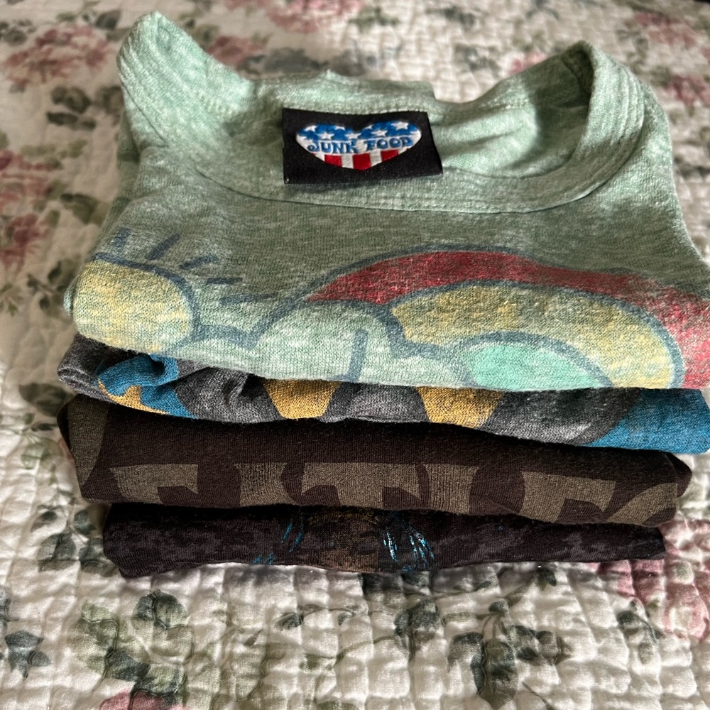 VINTAGE JUNK FOOD LOT 4 t-shirts